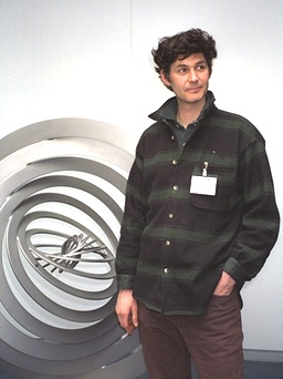 Figure 3: Simon Thomas with one of his sculptures at BRIMS.